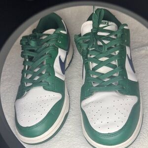 Nike Dunks Women’s Green and White Athletic Shoes